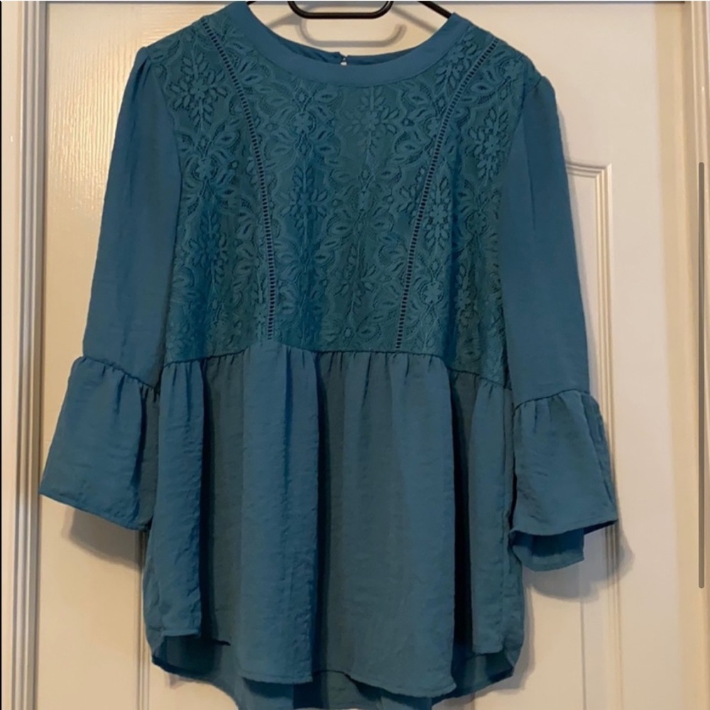 Eyeshadow Brand Teal Blouse. Size Large